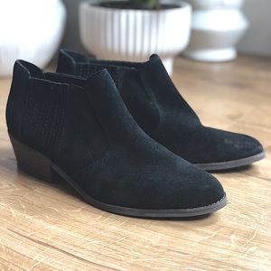 Lucky Brand black suede Folley booties